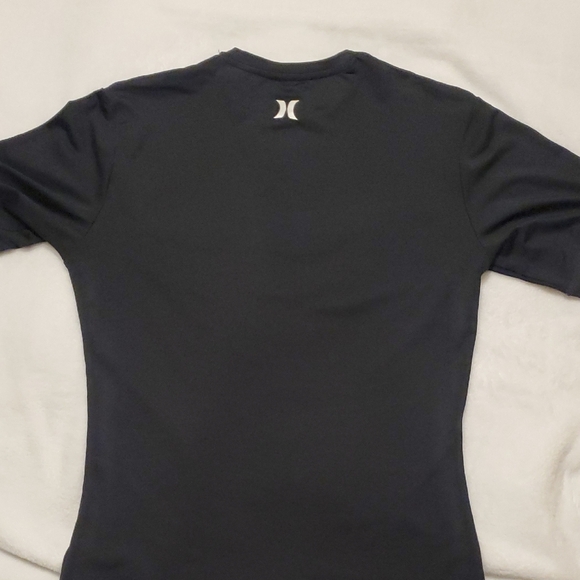 Hurley Short Sleeve Rash Guard Shirt with Logo - Picture 4 of 4
